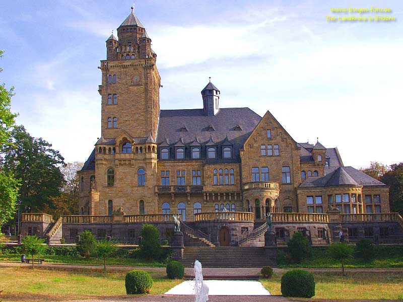 Blick auf Schloss Waldthausen in Budenheim