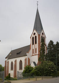 Das Bild zeigt die Oedinger Gertrudiskirche