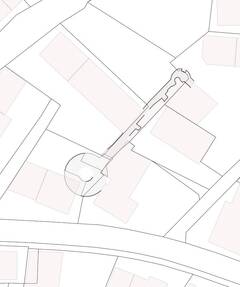 Karte mit den heute von außen erkennbaren Maßen der Burganlage, in dem durch Häuser bebauten und daher nicht komplett einsehbaren Bereich in Niederburg. Vorabzug vom Ergebnis einer coptergestützten Vermessung (SFM) 2023.