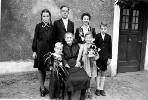 "Millersch Marri" mit ihren Enkeln