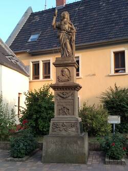 Kriegerdenkmal zum Gedenken an die Soldaten des Deutsch-Französischen Krieges 1870/71 in Hochborn