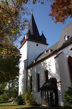 Evangelische Pfarrkirche Sankt Salvator in Nastätten.