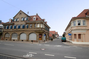 Denkmalzone Ernst-Esch-Straße 1–11 und 2–10, Gartenstraße 3–17 (ungerade Nummern), Provinzialstraße 26–32 (gerade Nummern)