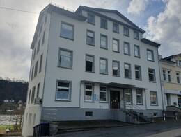 Das Haus Bahnhofstraße 33 in St. Goarshausen im Jahre 2024