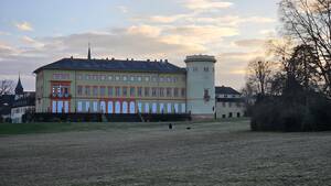 Blick auf das Herrnsheimer Schloss vom Schlosspark