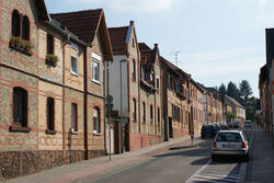 Das Bild zeigt die Albert-Stohr-Straße in Bretzenheim