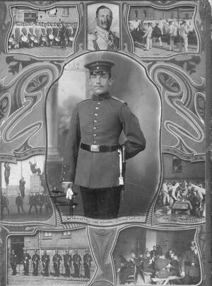 Nikolaus Frink in Ausgehuniform um 1915