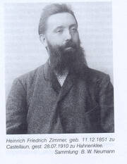 Zu sehen ist Professor Heinrich Zimmer