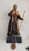 Figur des Heiligen Jakobus in der katholischen Kirche St. Dionysius