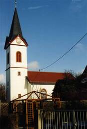 Das Bild zeigt die evangelische Kirche von Bermersheim
